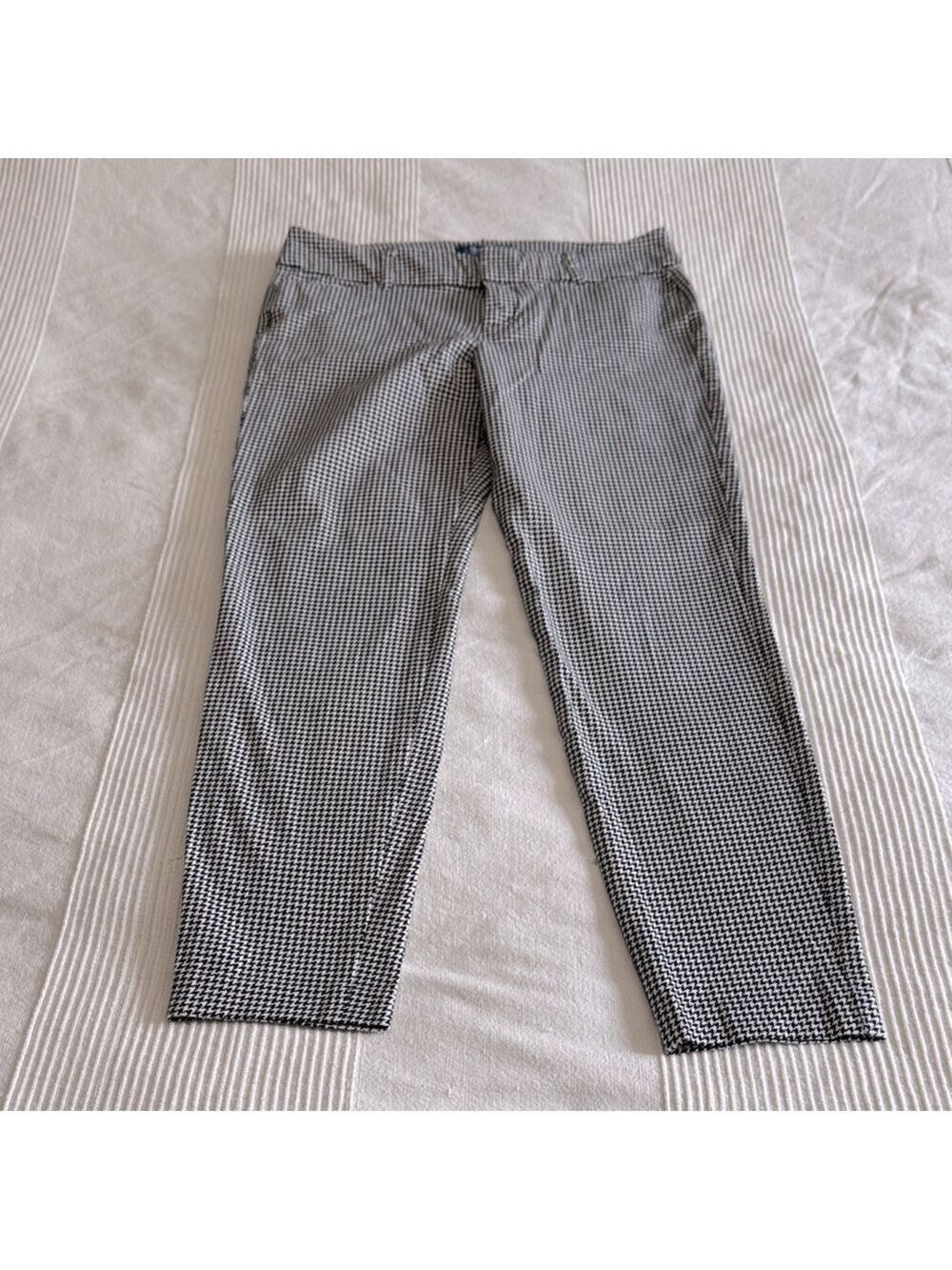 Old Navy Houndstooth Pixie Ankle Pants Size 2